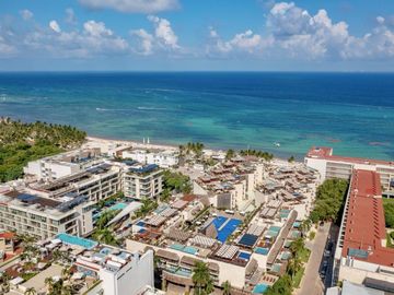 Departamento de 3 recamaras con alberca y vista al mar en venta