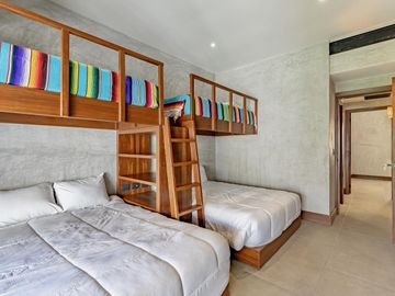 Departamento de 3 recamaras con alberca y vista al mar en venta