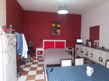 PH 2 ambientes Venta Parque Avellaneda PB patio