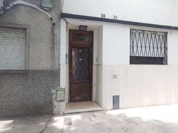 PH 2 ambientes Venta Parque Avellaneda PB patio