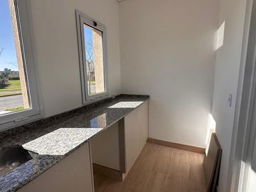 Venta Casa Pilar del Este Santa Emilia- Pilar