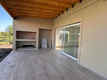 Venta Casa Pilar del Este Santa Emilia- Pilar