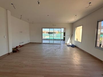 Venta Casa Pilar del Este Santa Emilia- Pilar