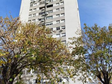 DEPARTAMENTO 4 AMBIENT EN VENTA EN BARRIO CERRADO