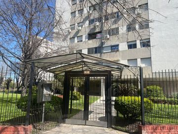 DEPARTAMENTO 4 AMBIENT EN VENTA EN BARRIO CERRADO