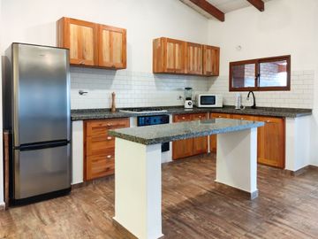 VENTA CASA 3 DORMITORIOS EN LOS ESPINILLOS