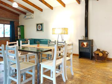 VENTA CASA 3 DORMITORIOS EN LOS ESPINILLOS