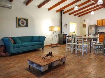 VENTA CASA 3 DORMITORIOS EN LOS ESPINILLOS