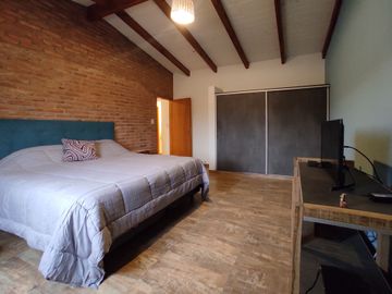 VENTA CASA 3 DORMITORIOS EN LOS ESPINILLOS