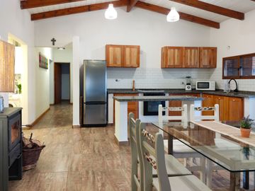 VENTA CASA 3 DORMITORIOS EN LOS ESPINILLOS