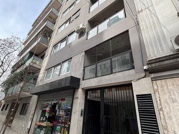 Monoamb a Estrenar c/ Amplio Patio - Balvanera