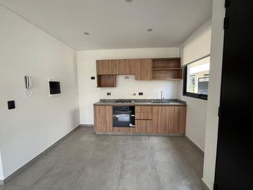 VENTA CASA DUPLEX CASTELAR 4 AMB - APTO CREDITO