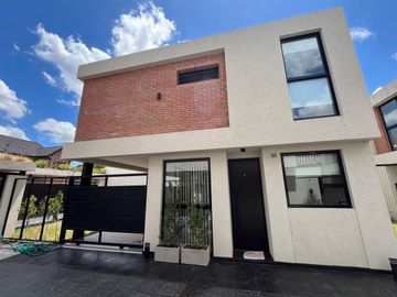VENTA CASA DUPLEX CASTELAR 4 AMB - APTO CREDITO