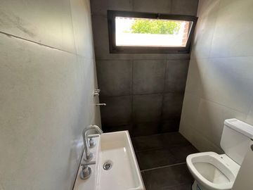 VENTA CASA DUPLEX CASTELAR 4 AMB - APTO CREDITO