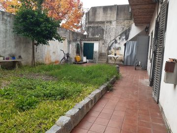 VENTA CASA MATADEROS LOTE PROPIO