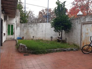 VENTA CASA MATADEROS LOTE PROPIO