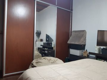 VENTA CASA MATADEROS LOTE PROPIO