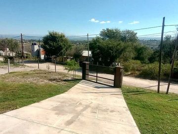 VENTA HERMOSA CASA EN VILLA SANTA CRUZ DEL LAGO