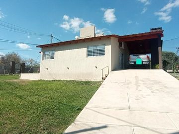 VENTA HERMOSA CASA EN VILLA SANTA CRUZ DEL LAGO
