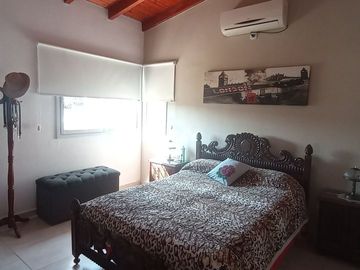 VENTA HERMOSA CASA EN VILLA SANTA CRUZ DEL LAGO