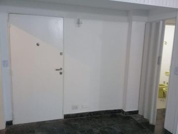 VENTA 2 AMB. AMPLIO. RETIRO!APTO PROF.