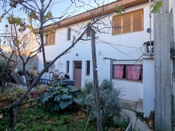 CASA Y DUPLEX EN BARRIO PUEYRREDON