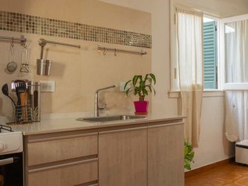 VENTA 2 CASAS ENTRAD.INDEP S/LOTE 300M2 FLORIDA