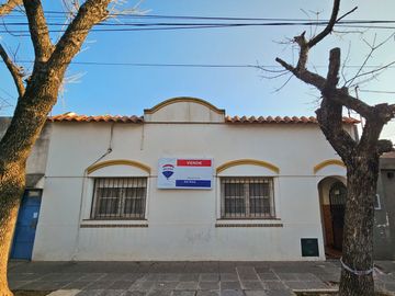 VENTA 2 CASAS ENTRAD.INDEP S/LOTE 300M2 FLORIDA