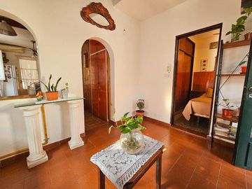 VENTA 2 CASAS ENTRAD.INDEP S/LOTE 300M2 FLORIDA