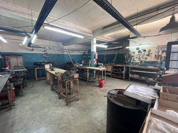 Venta Ph 3 Amb c/ cochera/taller/quincho Liniers