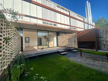 Venta Departamento 4 ambientes Castelar con Patio