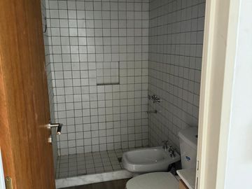 Venta Departamento 4 ambientes Castelar con Patio