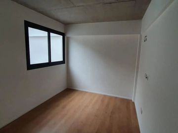 Venta Departamento 4 ambientes Castelar con Patio