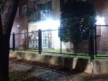 PH en venta - 2 Dormitorios 1 Baño - 52Mts2 - Monte Grande