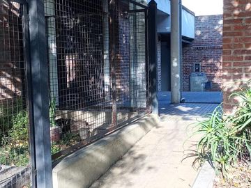 PH en venta - 2 Dormitorios 1 Baño - 52Mts2 - Monte Grande