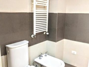 Depa/Casa premium en  A,v Salta 600