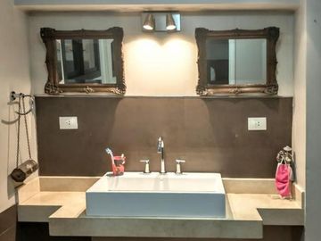 Depa/Casa premium en  A,v Salta 600