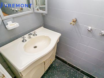 Segurola al 200. Departamento 3 Ambientes PB en Venta, Floresta.