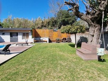 Casa en venta - 2 dormitorios 1 baño  -  patio pileta parrilla - 900mts2- Florencio Varela