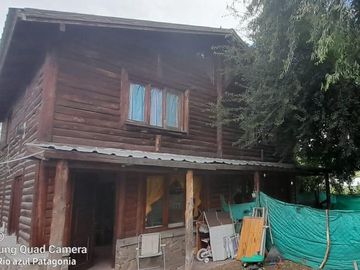 Duplex  en El hoyo 70m2 Excelente ubicacion sobre av. San Martin