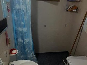 Duplex  en El hoyo 70m2 Excelente ubicacion sobre av. San Martin