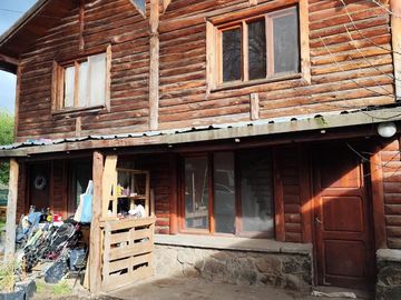 Duplex  en El hoyo 70m2 Excelente ubicacion sobre av. San Martin