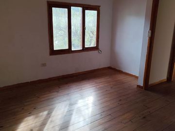 Duplex  en El hoyo 70m2 Excelente ubicacion sobre av. San Martin