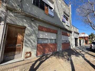 Casa/PH en Altos de 3/4 Amb. al Frente con Terraza