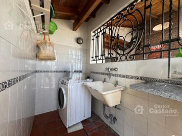 Casa/PH en Altos de 3/4 Amb. al Frente con Terraza