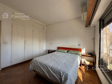 Casa/PH en Altos de 3/4 Amb. al Frente con Terraza