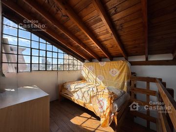 Casa/PH en Altos de 3/4 Amb. al Frente con Terraza