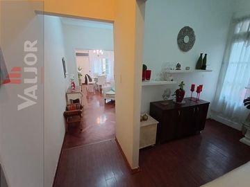 Departamento / PH 4 amb 82m2 totales al frente c/balcon corrido!!!