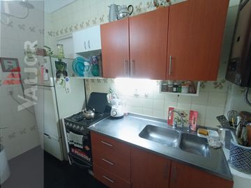 Departamento / PH 4 amb 82m2 totales al frente c/balcon corrido!!!