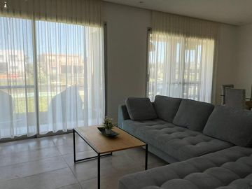 Casa en Venta y Alquiler al Lago - Ceibos, Puertos del Lago